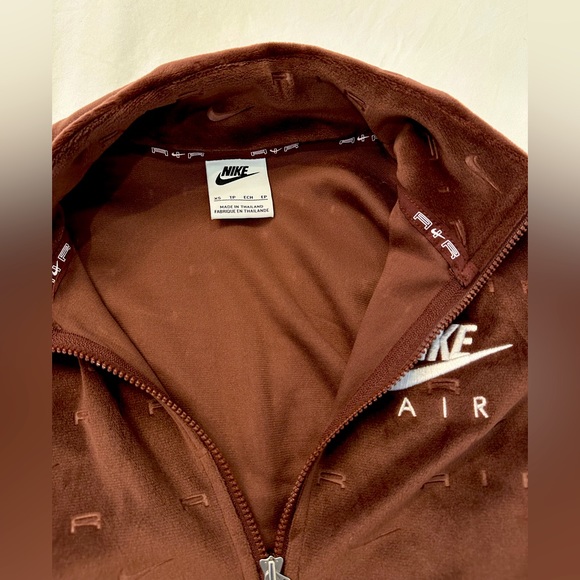 Nike air velour top 🆕 - Picture 6 of 10